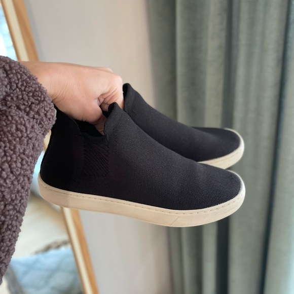 Rothy’s Chelsea Boot - Black - Size 8 - Picture 3 of 14